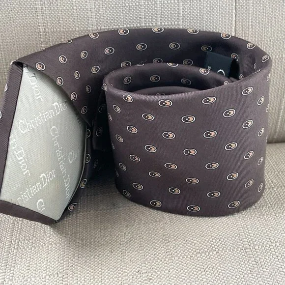 Christian Dior Men Tie ALL SILK Brown Tone Necktie CD Tie - Picture 6 of 9